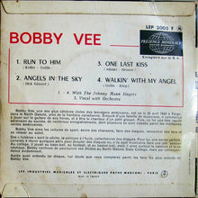 Charger l&#39;image dans la galerie, Bobby Vee With Johnny Mann Singers, The : Run To Him (7&quot;,45 RPM,EP,Mono)
