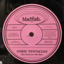 画像をギャラリービューアに読み込む, Ozric Tentacles : The Bits Between The Bits (2xLP, Album, RM, 180)
